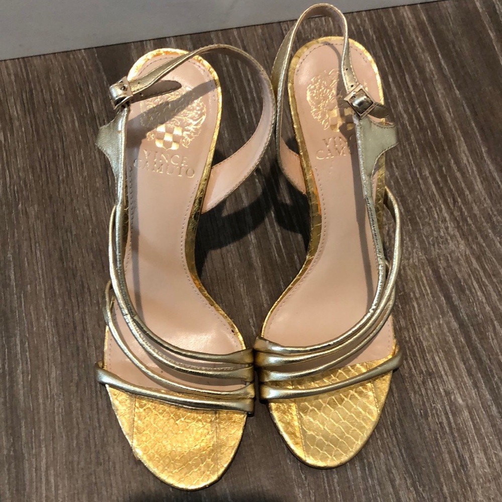 Vince Camuto size 8 sandals